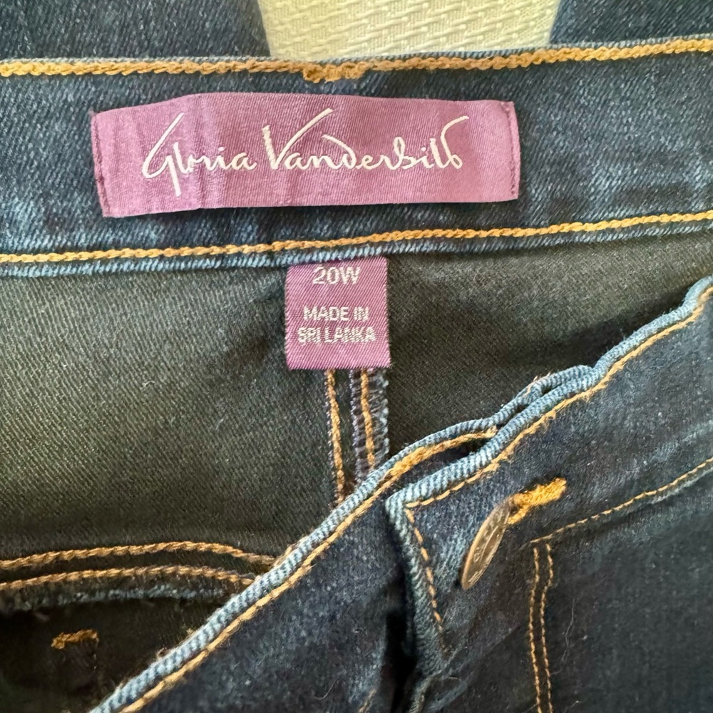Gloria Vanderbilt Women's Blue Jeans